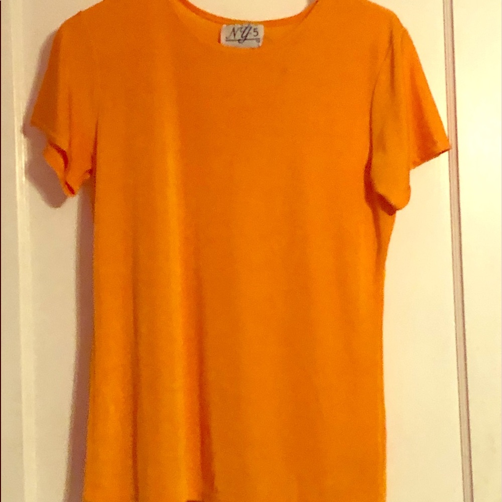 Orange tee